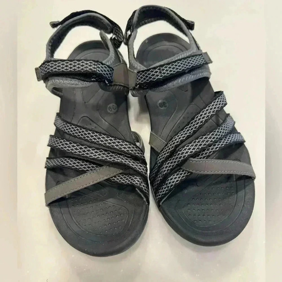 Krooberg women’s sandals black and gray Velcro straps size EU 39 NEW Germany NEW - Picture 1 of 7